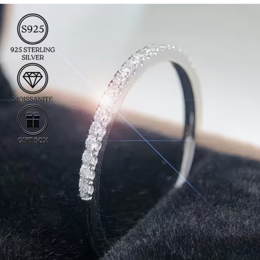 Sterling Silver Pavé Moissanite Band - Silver